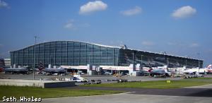 Scotland backs expansion at Heathrow Airport