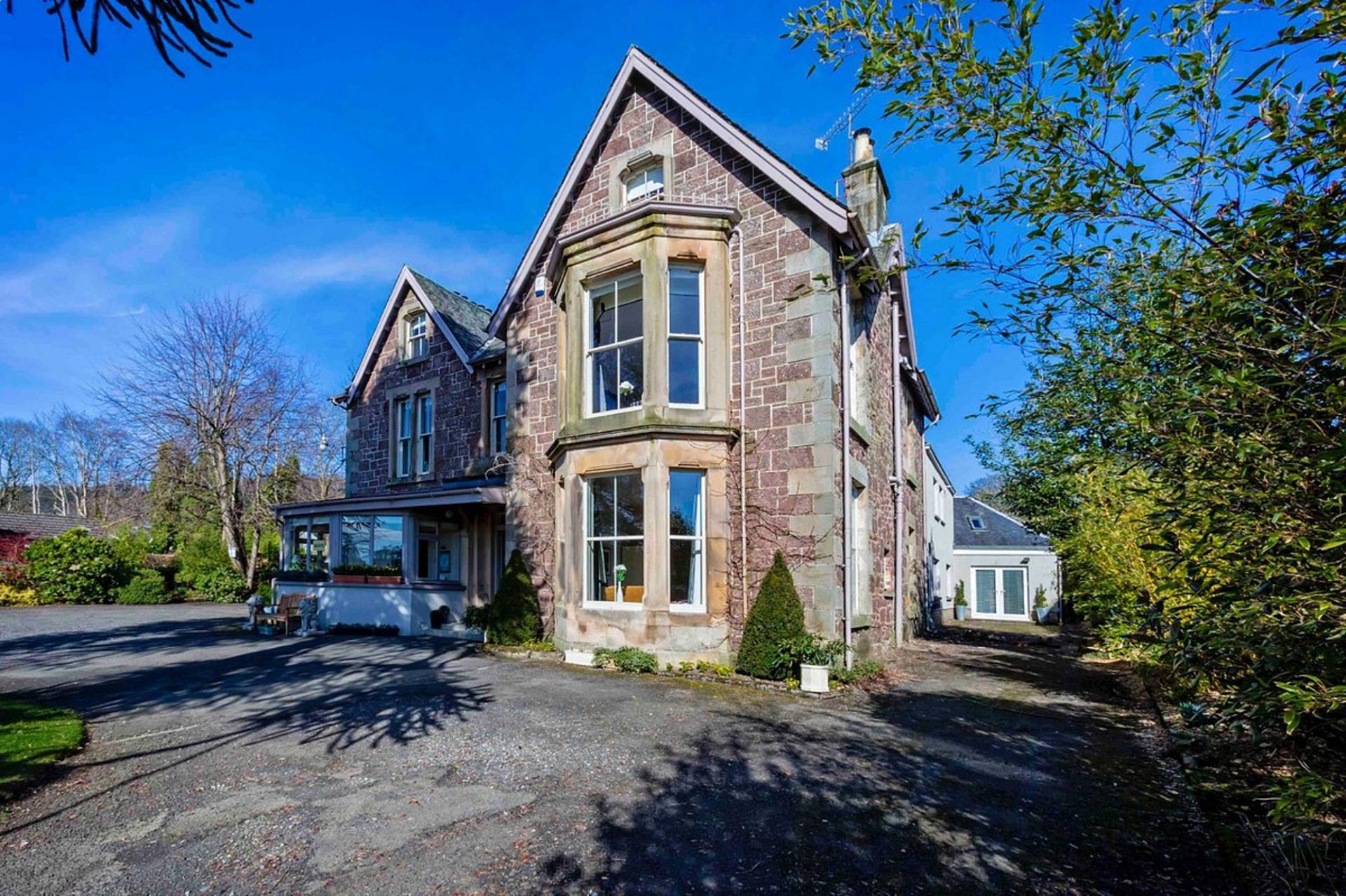 Callander hotels to be marketed for sale after owner enters administration