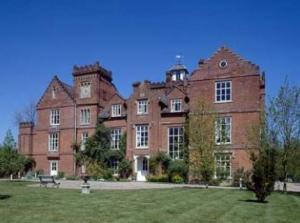 Norfolk&#039;s Gissing Hall up for sale 