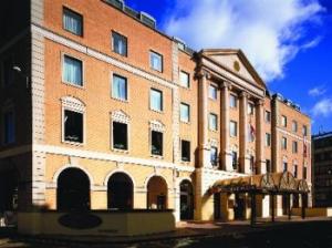 Bids deadline set for Cambridge&#039;s Crowne Plaza hotel