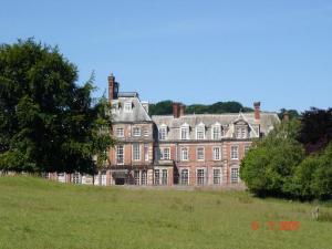 Successful sale for &#039;Welsh Versailles&#039;