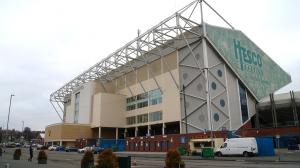 Leeds United hit with winding-up petition 