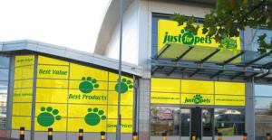 Retail pet chain goes into administration