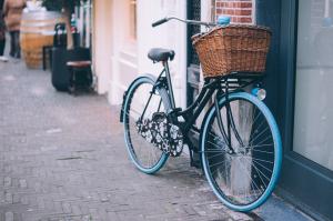 Cycle retailer seeks buyer 