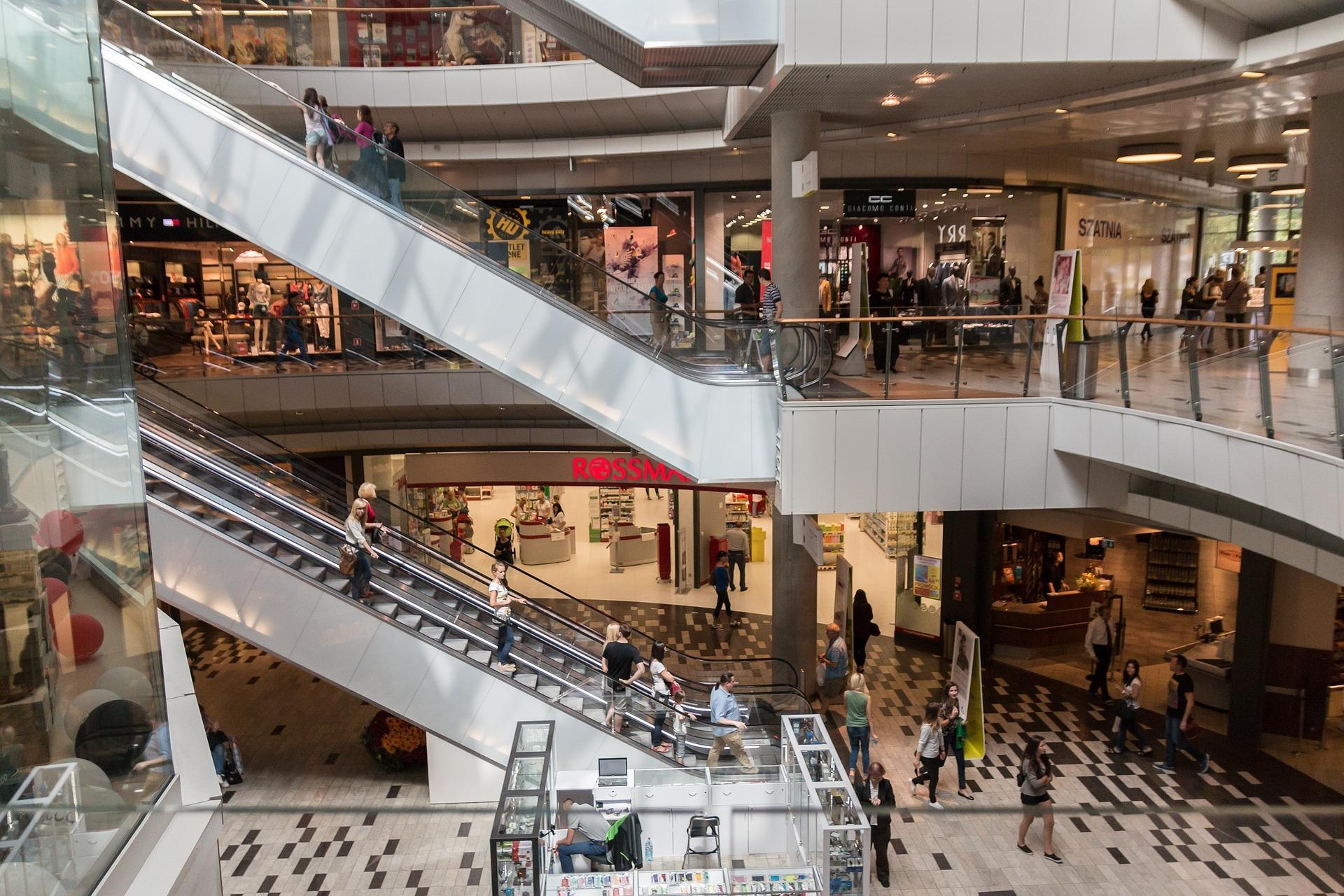 Shopping centre owner Intu expected to enter administration