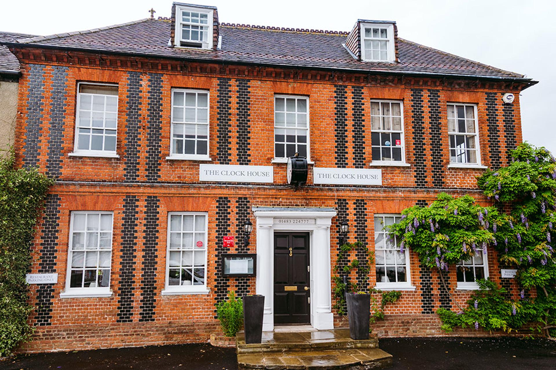 Former Michelin star Surrey restaurant goes up for sale