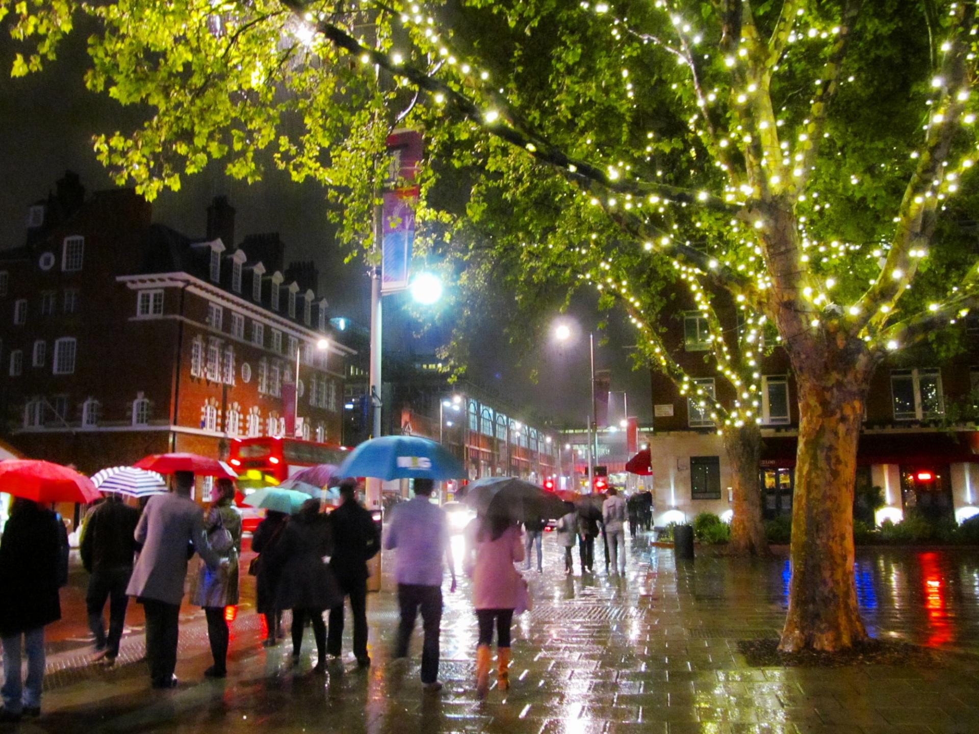 UK insolvencies up ahead of Budget, but retail boosted by summer momentum