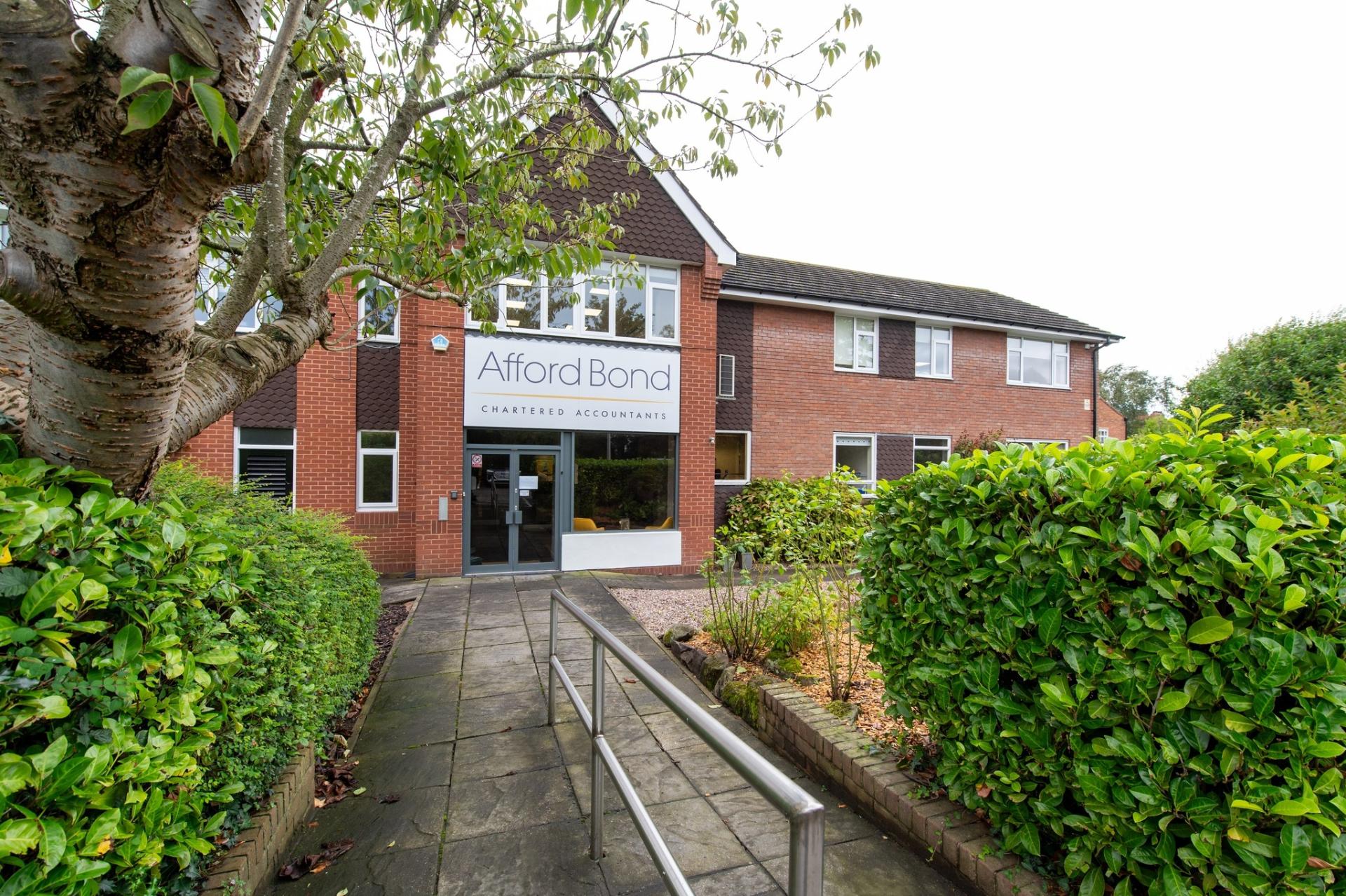 Berkshire accountancy takes revenue to c.£50m with acquisition