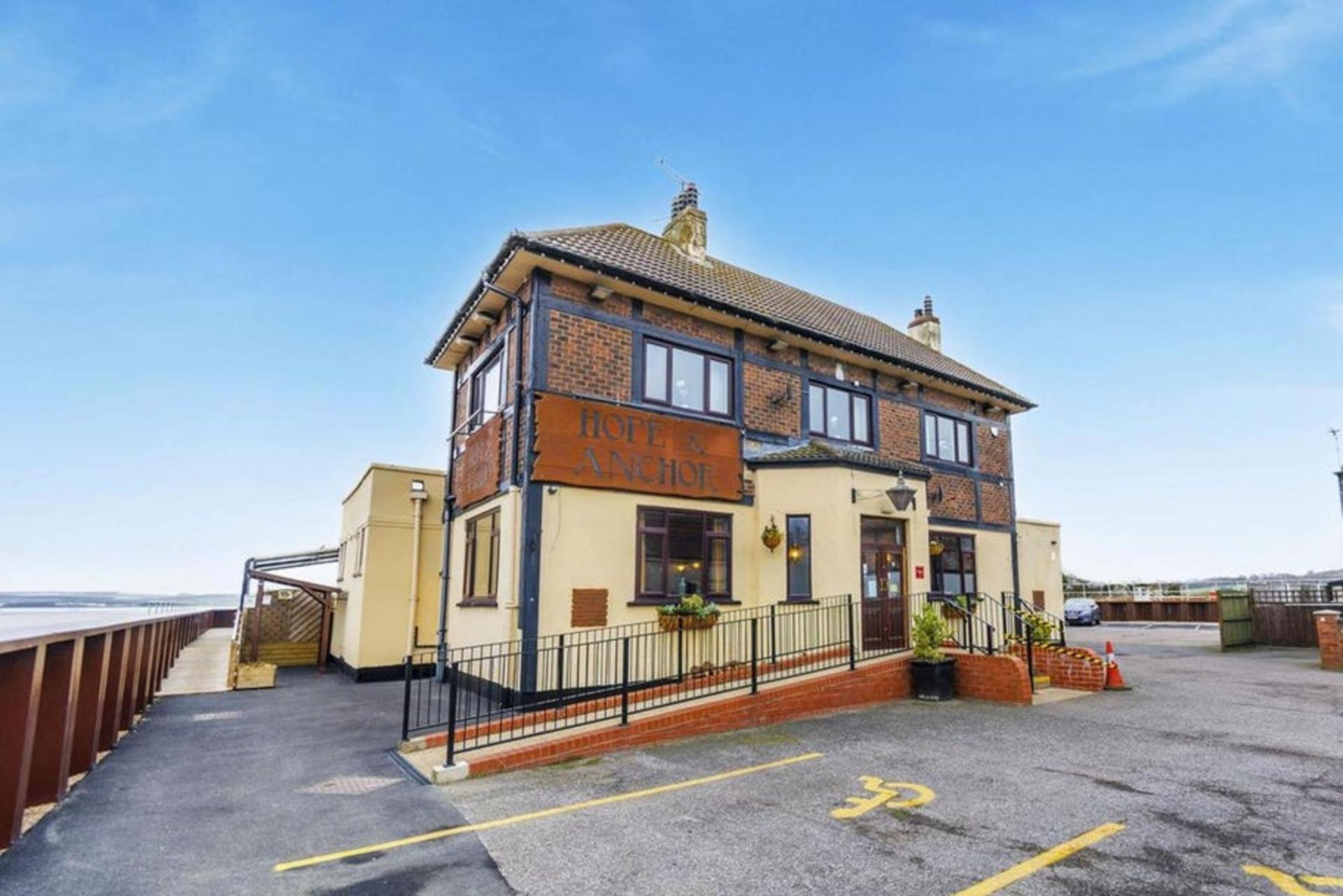 North Lincolnshire pub-restaurant on the market for under £1m