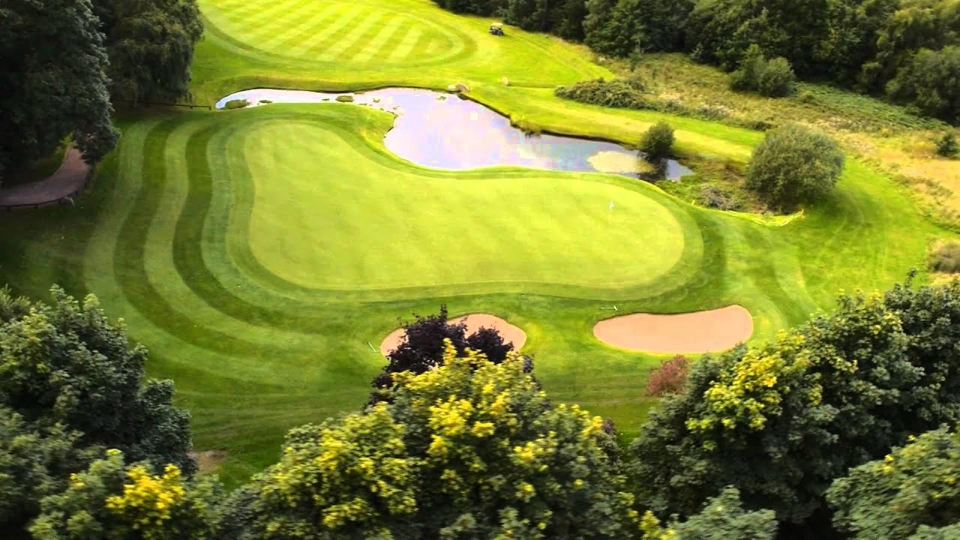 Leeds golf club acquired by Reading-based operator