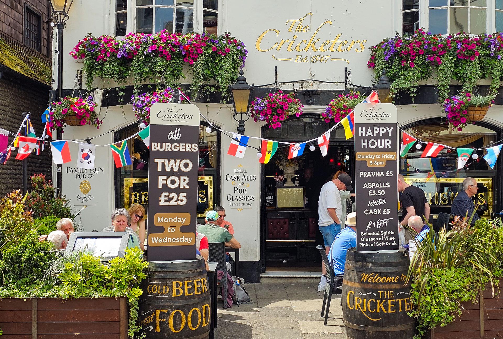 Strategic acquirers dominant in UK pub and restaurant sector